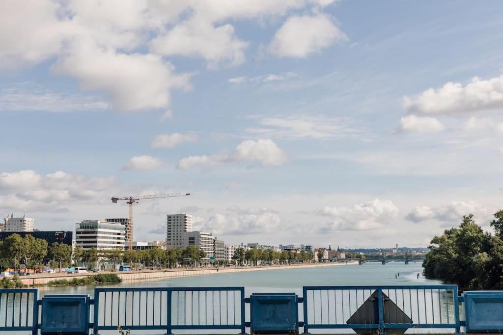 Studio Design Renove/ Berges Du Rhone Lyon Buitenkant foto